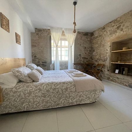 A Taberna De Gundian Hotel Vedra Buitenkant foto